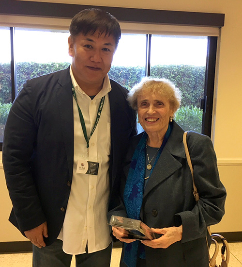 Sr.カリスタ・ロイ先生と弊社代表
